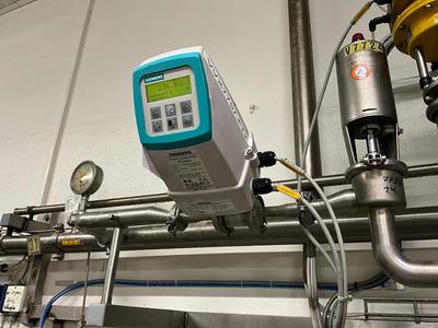 Overview picture of 2009 Simens sitrans f m mag mag 6000 Flowmeter